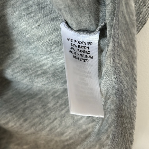 SO Light Grey tshirt, XS, NWOT - Picture 4 of 6